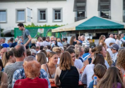 Marktplatz-Weinfest des FC Eibelstadt 2022