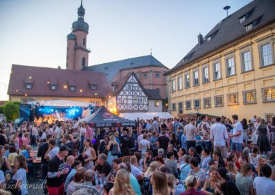 Marktplatz-Weinfest des FC Eibelstadt 2022