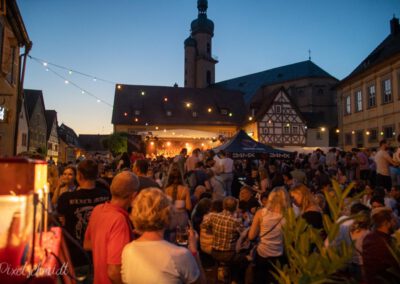 Marktplatz-Weinfest des FC Eibelstadt 2022