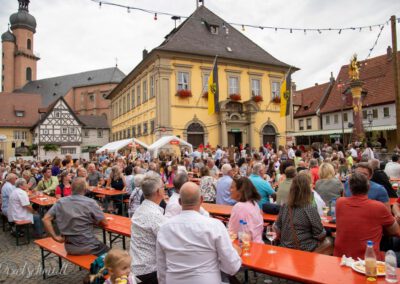 Weinfest der Freiwilligen Feuerwehr Eibelstadt