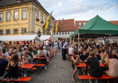 Das 45.Marktplatzweinfest der Freiwilligen Feuerwehr Eibelstadt