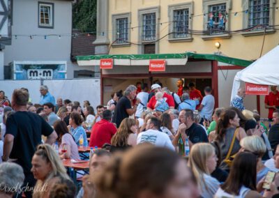 Das 45.Marktplatzweinfest der Freiwillen Feuerwehr war ein Spaß für Jung und Alt