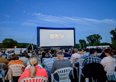 Open Air Kino in Eibelstadt mit "Indiana Jones und das Rad des Schicksals"