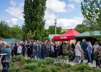 Zahlreiche Besucher an der Mainlände